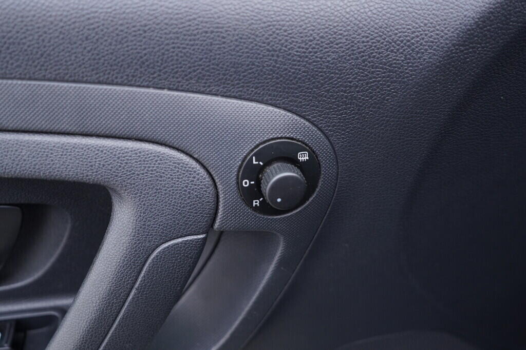 OV190V09408_21.webp_FABIA Ambition 1.2 TSI 63 kW manuál