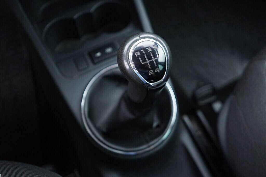 OV190V09408_31.webp_FABIA Ambition 1.2 TSI 63 kW manuál