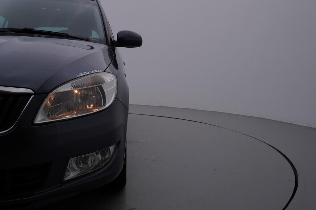 OV190V09408_38.webp_FABIA Ambition 1.2 TSI 63 kW manuál