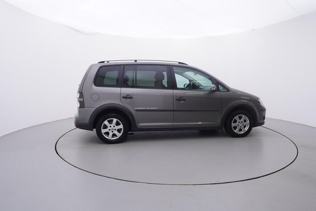 OV190V09409_15.webp_TOURAN  1.4 TSI 103 kW manuál