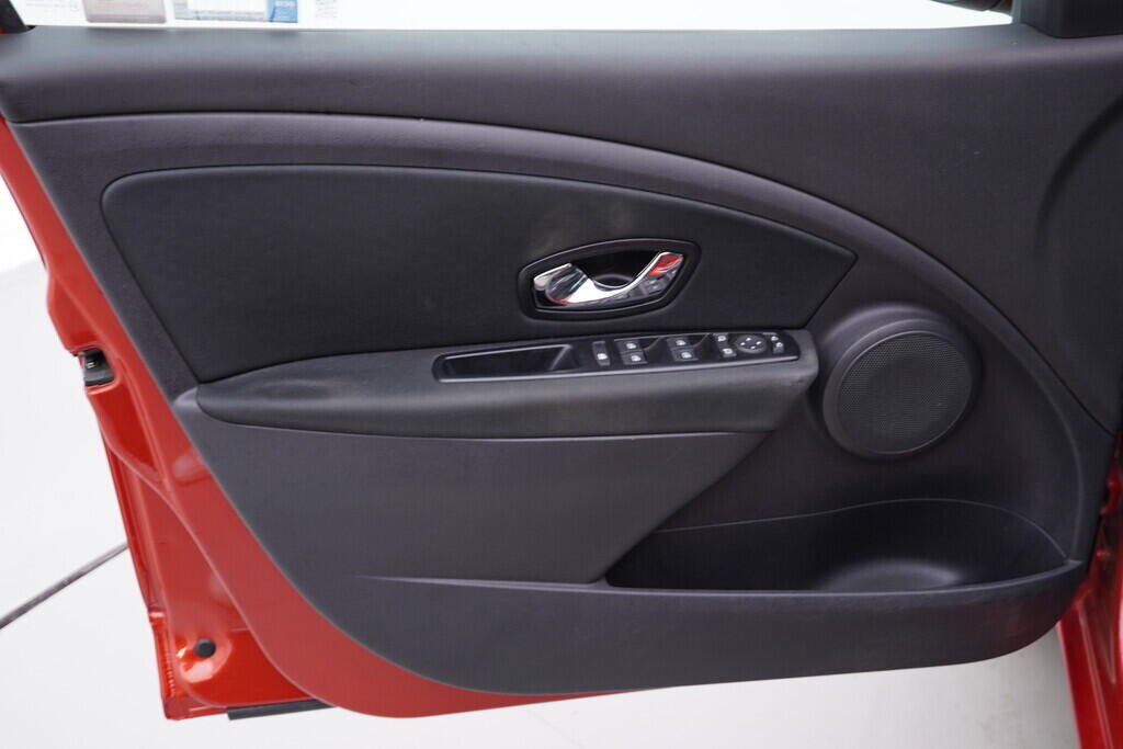 OV190V09410_19.webp_MÉGANE Limited 1.5 DCI 81 kW manuál