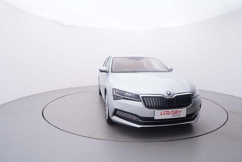 OV190V09411_17.webp_SUPERB L&K 1.4 TSI 115 kW automat