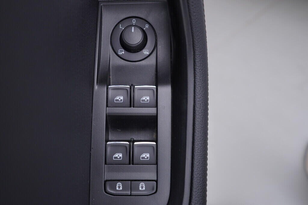 OV190V09411_20.webp_SUPERB L&K 1.4 TSI 115 kW automat