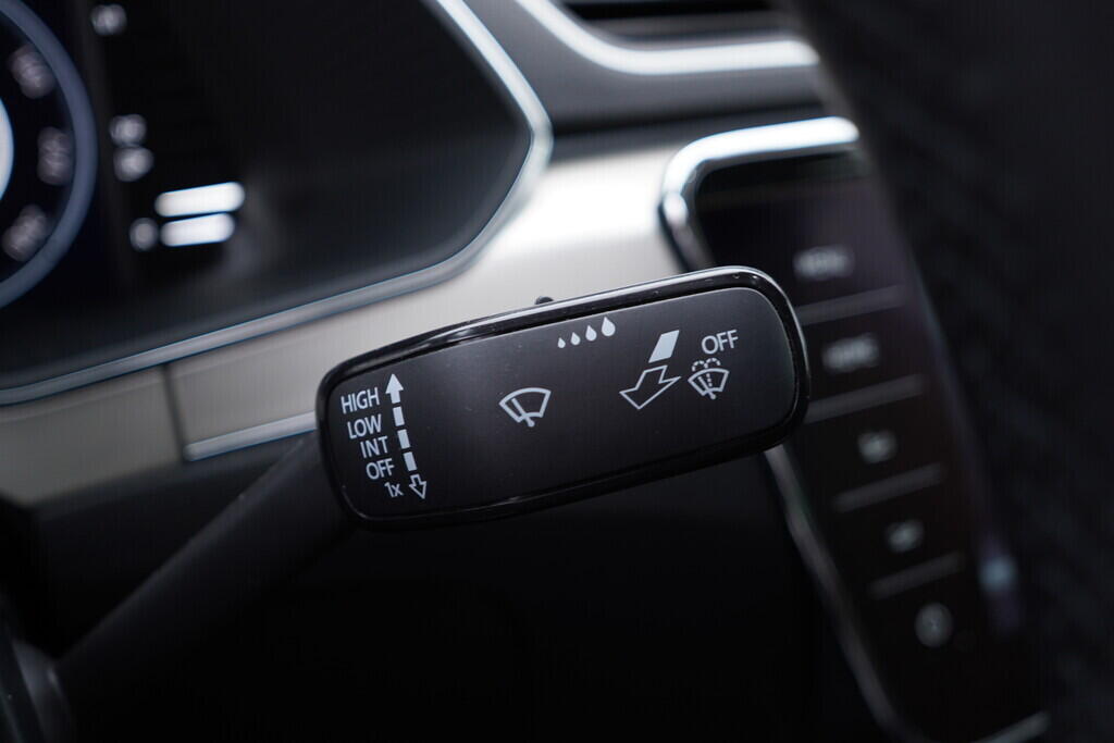 OV190V09411_27.webp_SUPERB L&K 1.4 TSI 115 kW automat