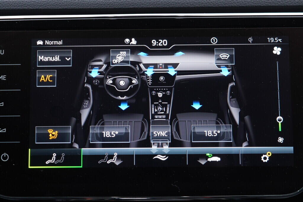 OV190V09411_33.webp_SUPERB L&K 1.4 TSI 115 kW automat