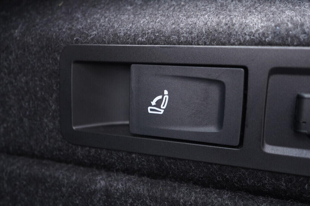 OV190V09411_44.webp_SUPERB L&K 1.4 TSI 115 kW automat