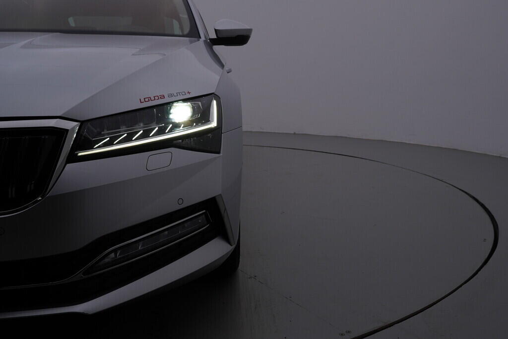 OV190V09411_48.webp_SUPERB L&K 1.4 TSI 115 kW automat