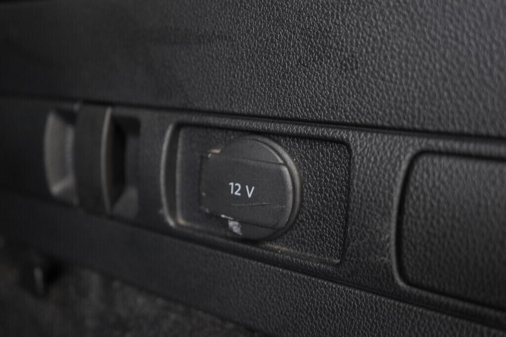 OV190V09414_37.webp_SUPERB Ambition 2.0 TDI 110 kW automat