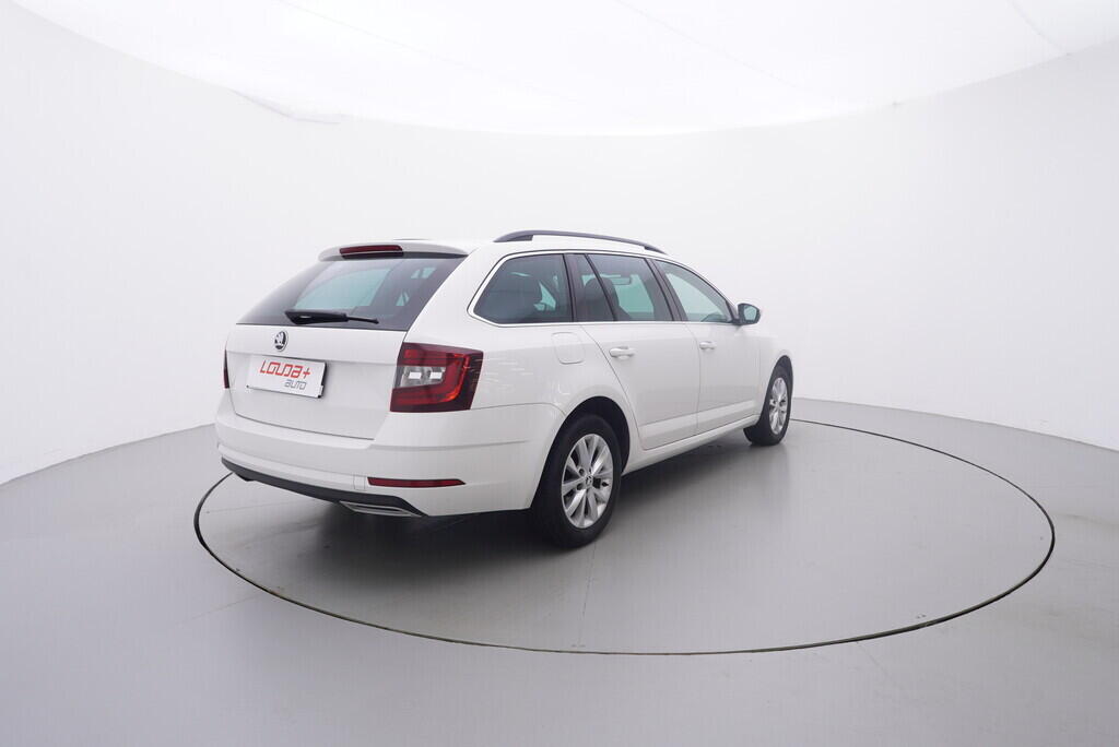 OV190V09416_14.webp_OCTAVIA Style 1.6 TDI 85 kW manuál