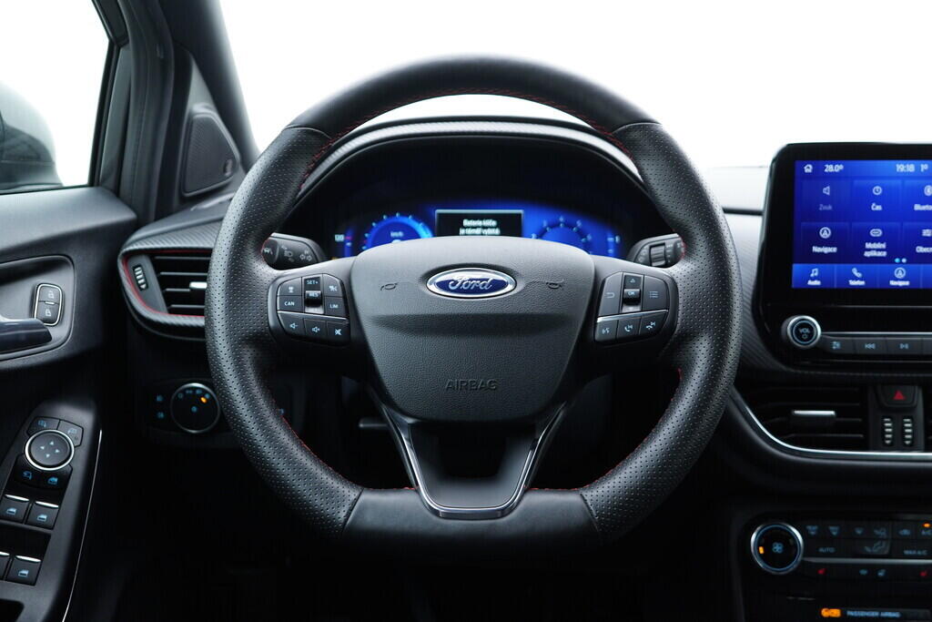 OV190V09417_27.webp_PUMA ST-Line X 1.0  114 kW automat