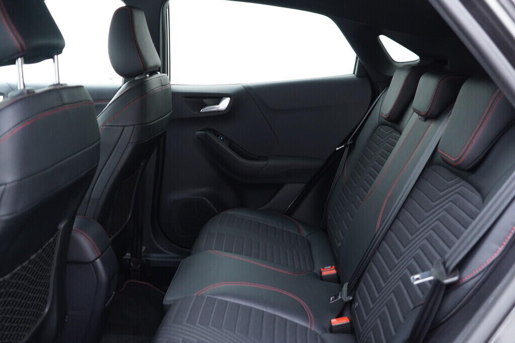 OV190V09417_34.webp_PUMA ST-Line X 1.0  114 kW automat