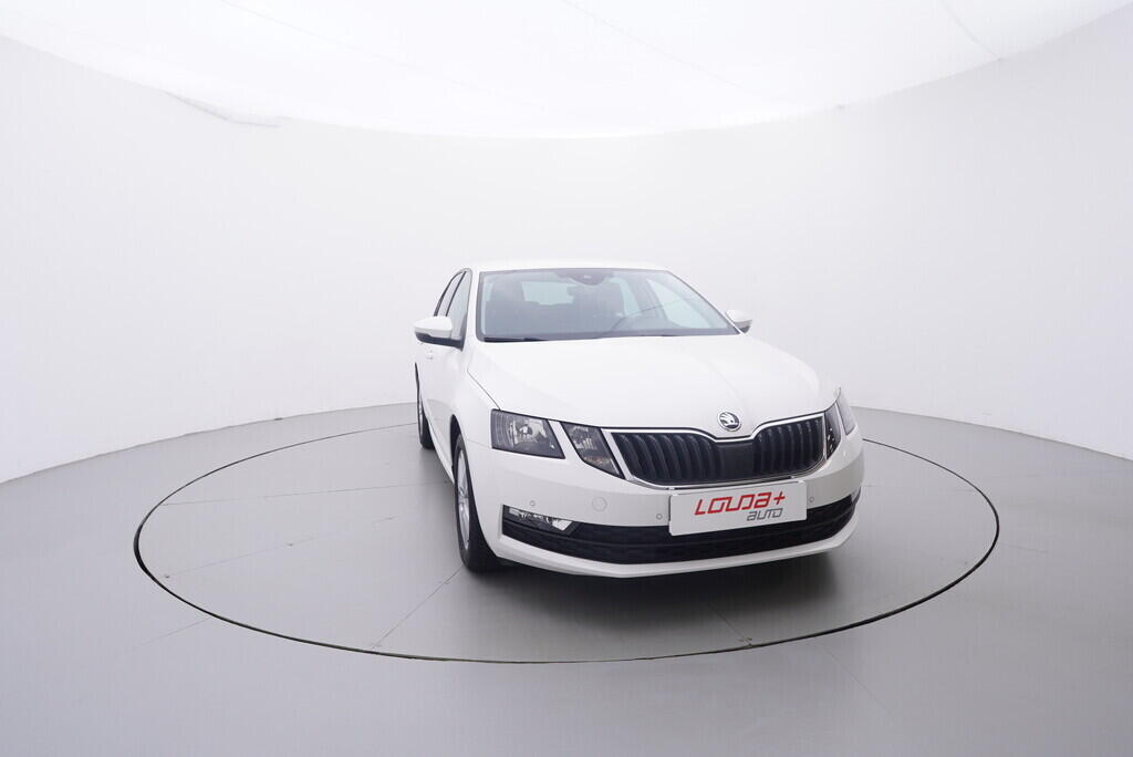 OV190V09418_17.webp_OCTAVIA Bussines 1.0 TSI 85 kW manuál