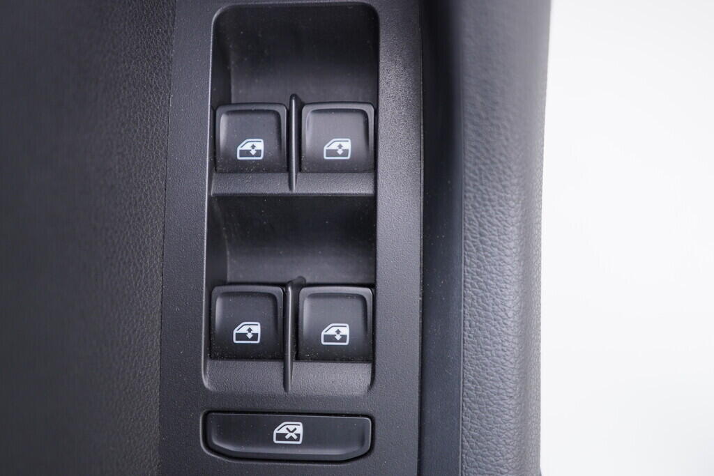 OV190V09418_20.webp_OCTAVIA Bussines 1.0 TSI 85 kW manuál