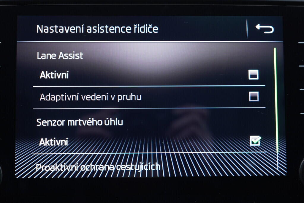 OV190V09418_29.webp_OCTAVIA Bussines 1.0 TSI 85 kW manuál