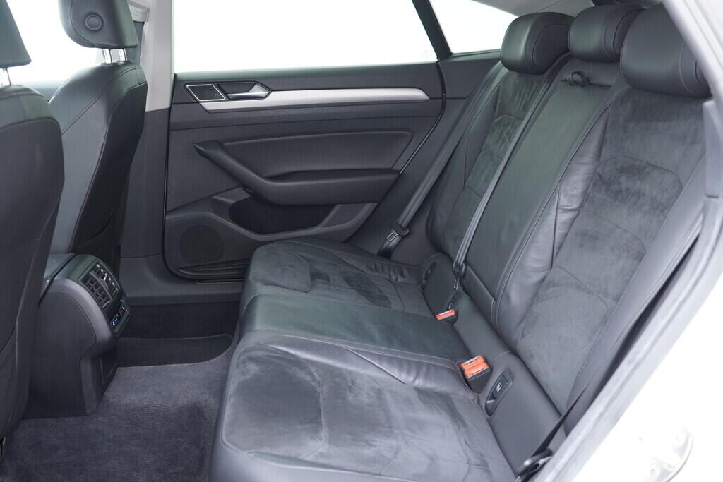 OV190V09419_38.webp_ARTEON Elegance 2.0 TDI 110 kW automat