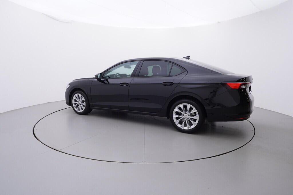 OV190V09420_12.webp_SUPERB Selection 2.0 TDI 110 kW automat, DPH