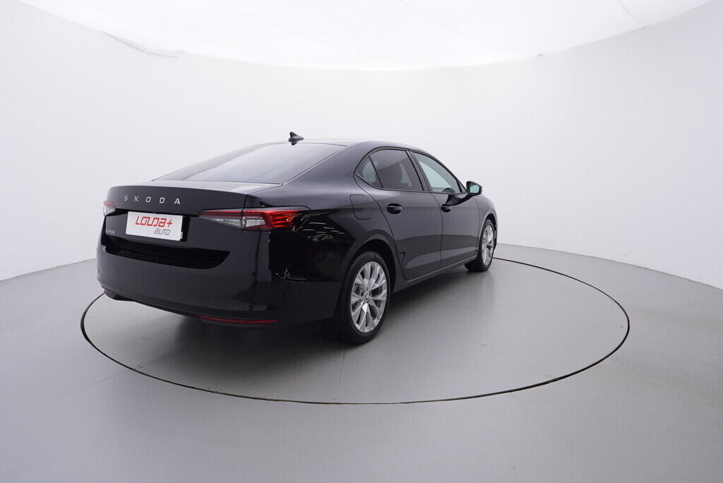 OV190V09420_14.webp_SUPERB Selection 2.0 TDI 110 kW automat, DPH