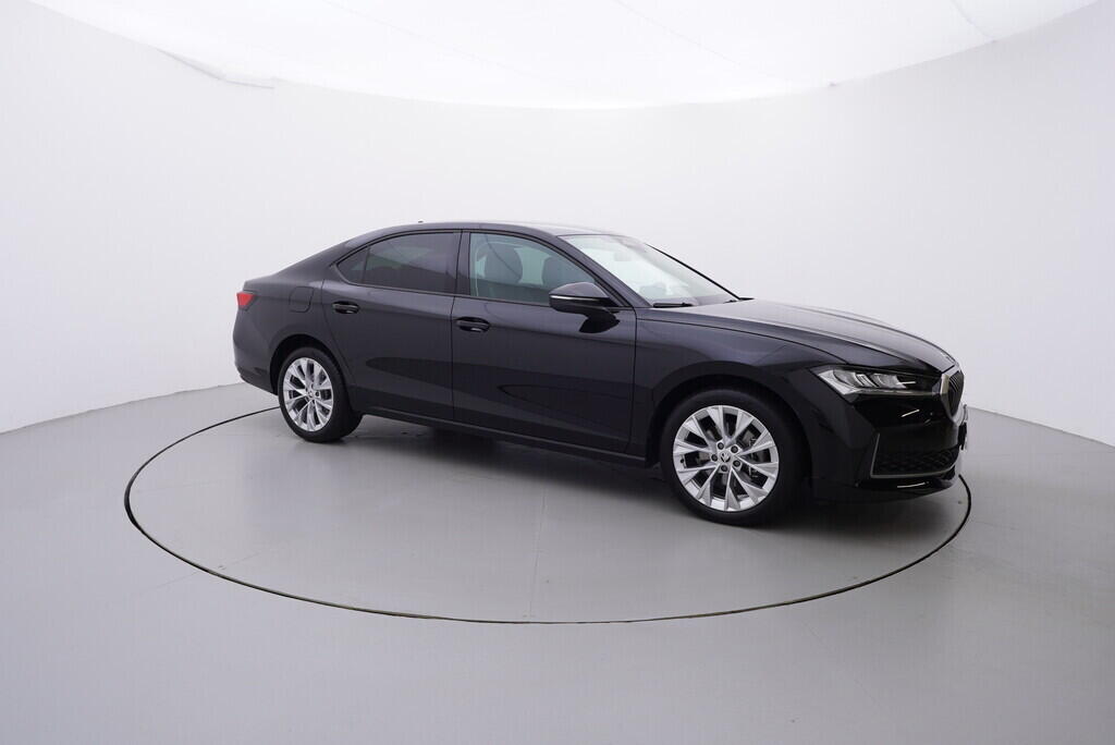 OV190V09420_16.webp_SUPERB Selection 2.0 TDI 110 kW automat, DPH