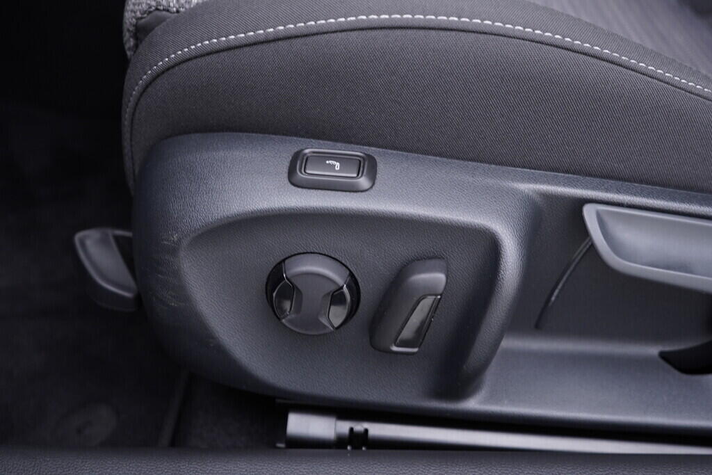 OV190V09420_22.webp_SUPERB Selection 2.0 TDI 110 kW automat, DPH