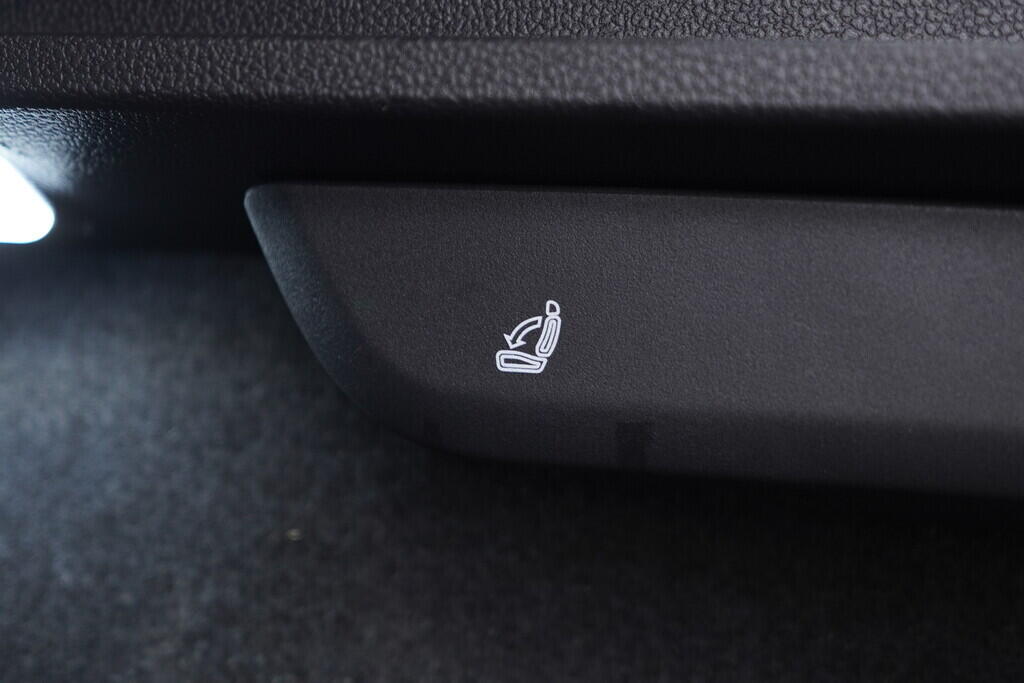 OV190V09420_42.webp_SUPERB Selection 2.0 TDI 110 kW automat, DPH