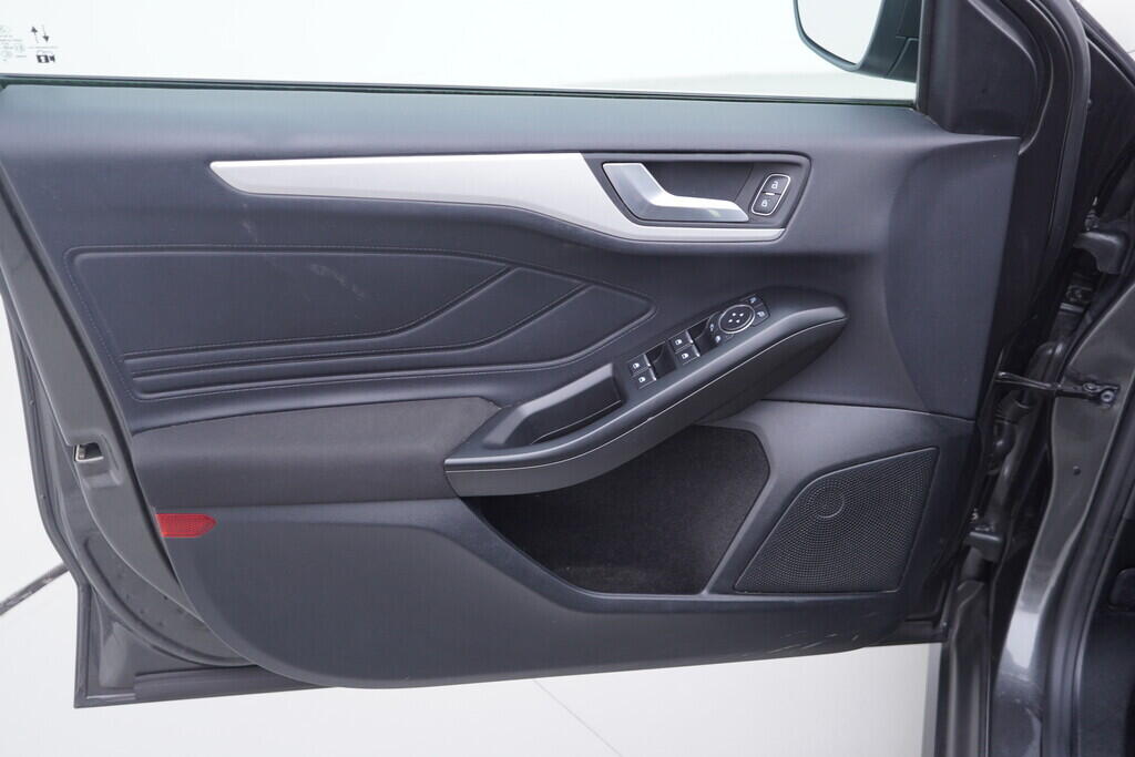 OV190V09428_19.webp_FOCUS Connected 1.5  88 kW automat, DPH