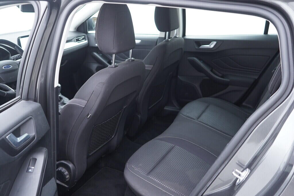 OV190V09428_41.webp_FOCUS Connected 1.5  88 kW automat, DPH