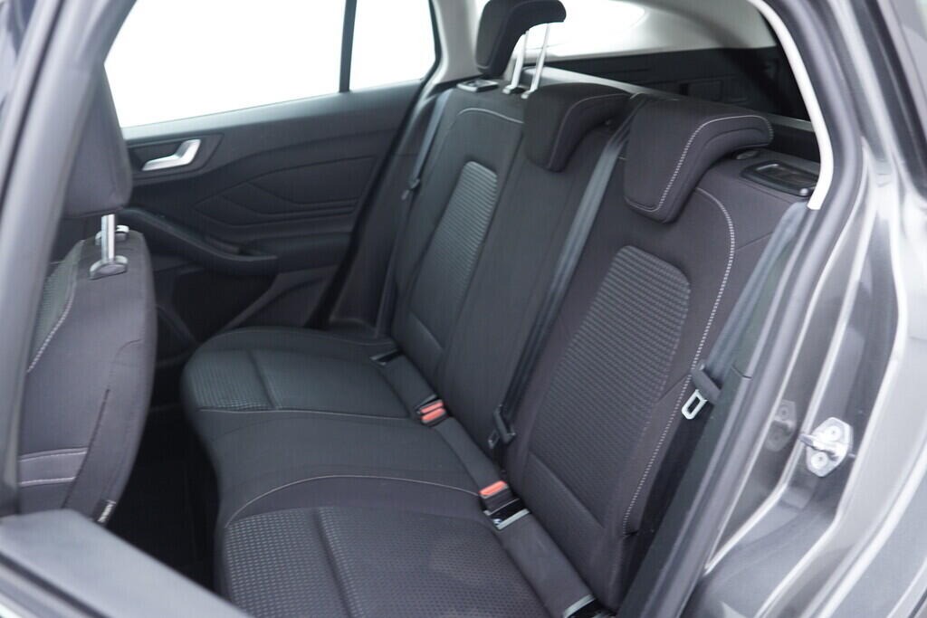 OV190V09428_42.webp_FOCUS Connected 1.5  88 kW automat, DPH