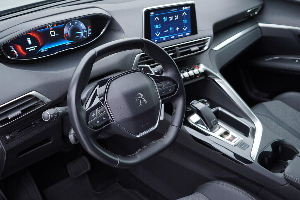 OV190V09435_21.webp_3008 Allure 1.5  96 kW automat