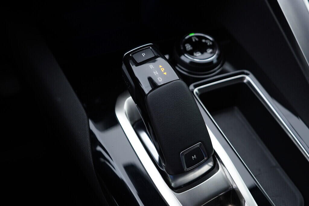 OV190V09435_38.webp_3008 Allure 1.5  96 kW automat