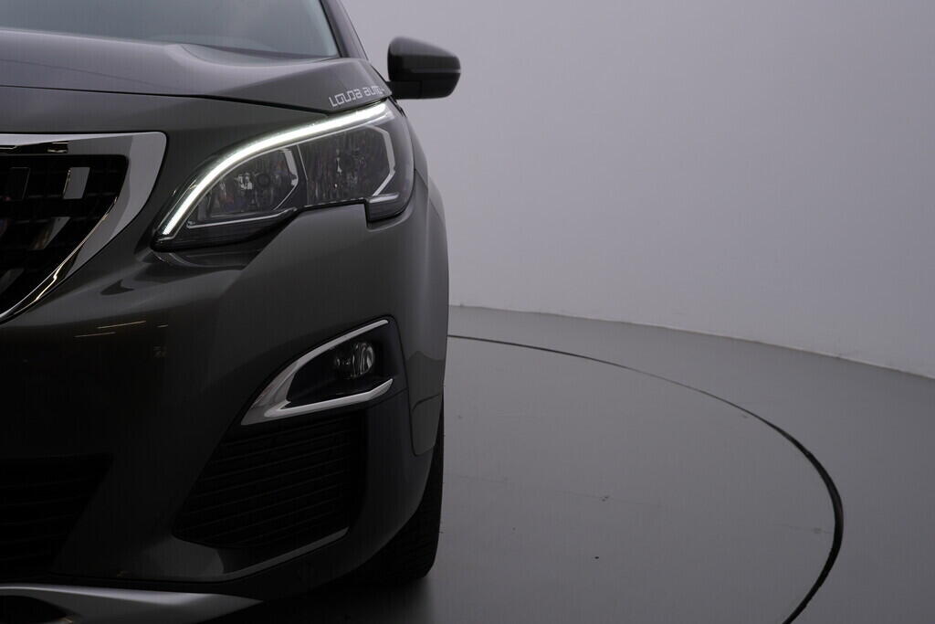 OV190V09435_48.webp_3008 Allure 1.5  96 kW automat