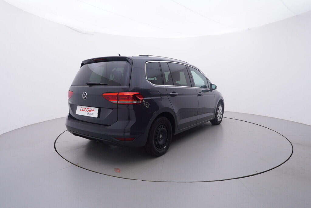 OV190V09437_14.webp_TOURAN Trendline 1.5 TSI 110 kW automat