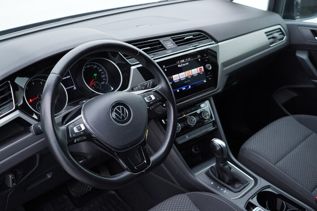 OV190V09437_21.webp_TOURAN Trendline 1.5 TSI 110 kW automat