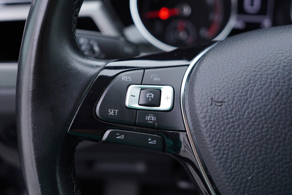 OV190V09437_25.webp_TOURAN Trendline 1.5 TSI 110 kW automat