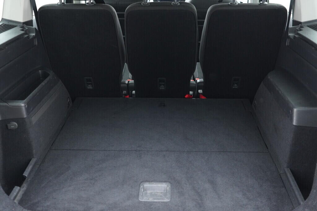 OV190V09437_36.webp_TOURAN Trendline 1.5 TSI 110 kW automat