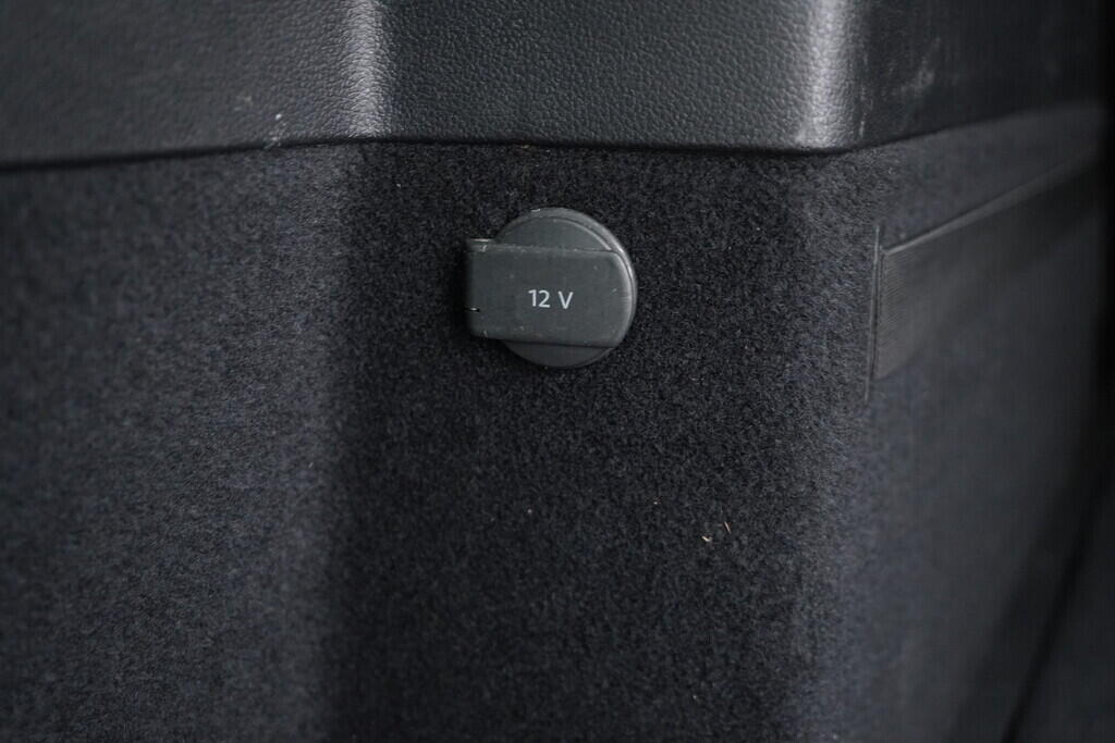 OV190V09437_37.webp_TOURAN Trendline 1.5 TSI 110 kW automat