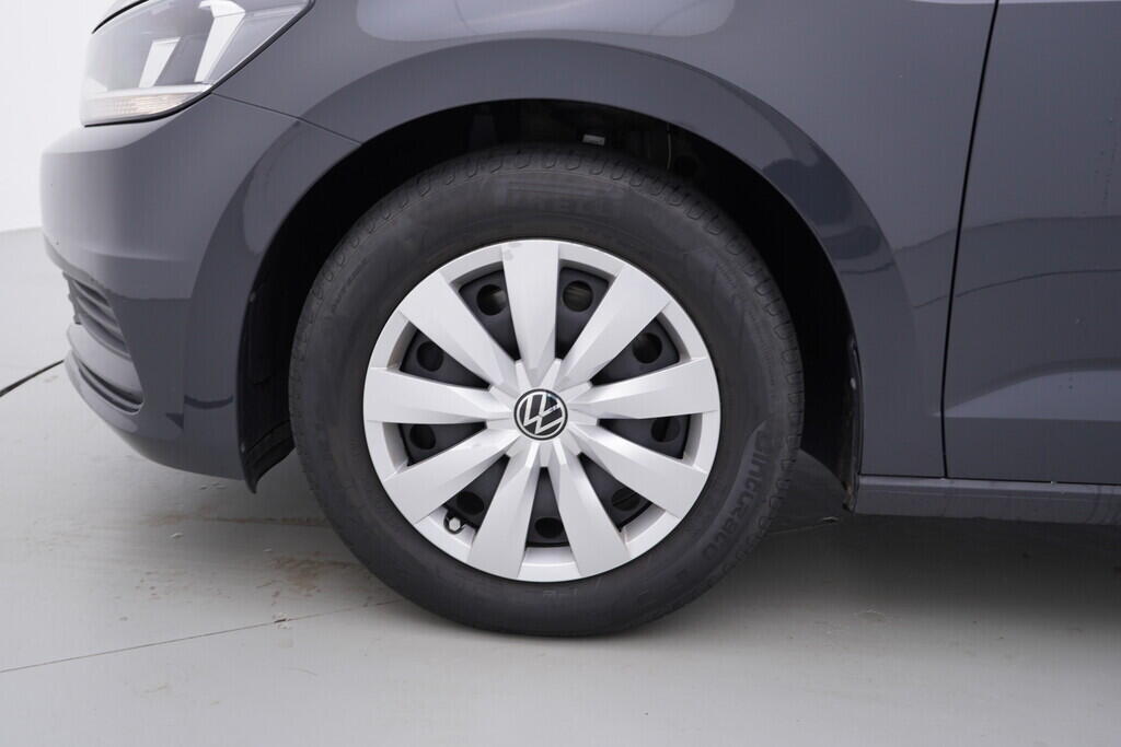 OV190V09437_38.webp_TOURAN Trendline 1.5 TSI 110 kW automat