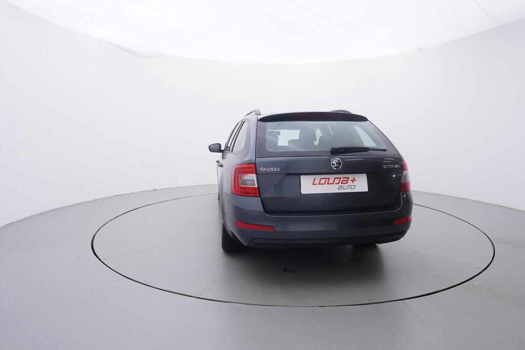 OV190V09438_13.webp_OCTAVIA Ambition Plus 2.0 TDI 81 kW manuál