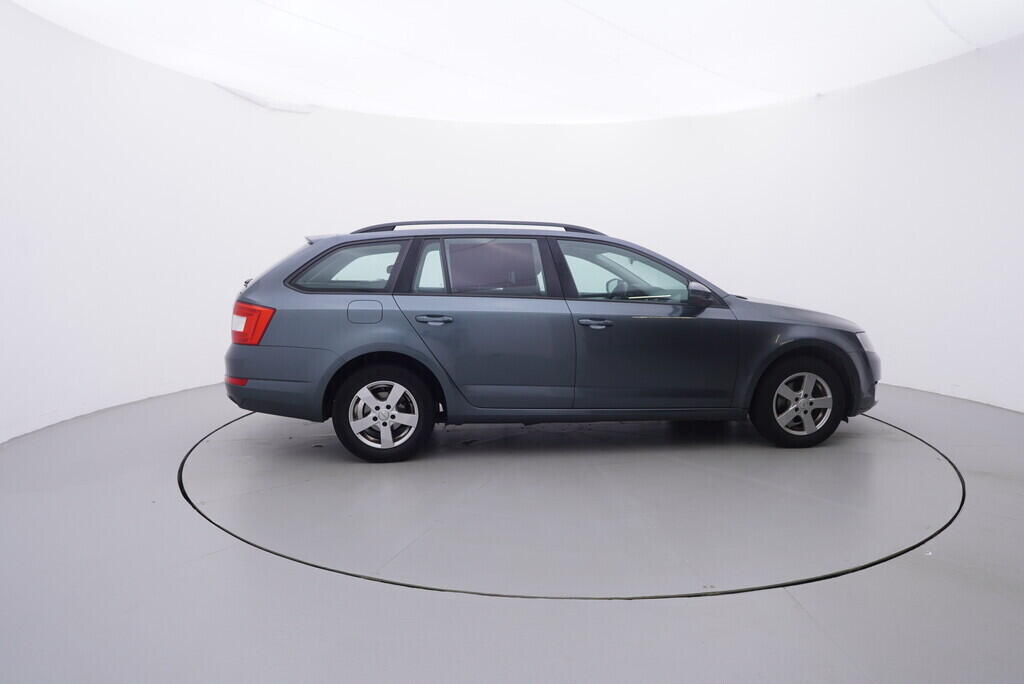 OV190V09438_15.webp_OCTAVIA Ambition Plus 2.0 TDI 81 kW manuál