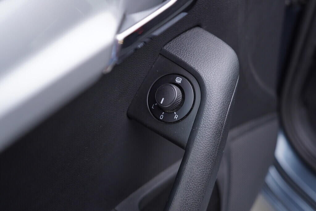 OV190V09438_21.webp_OCTAVIA Ambition Plus 2.0 TDI 81 kW manuál