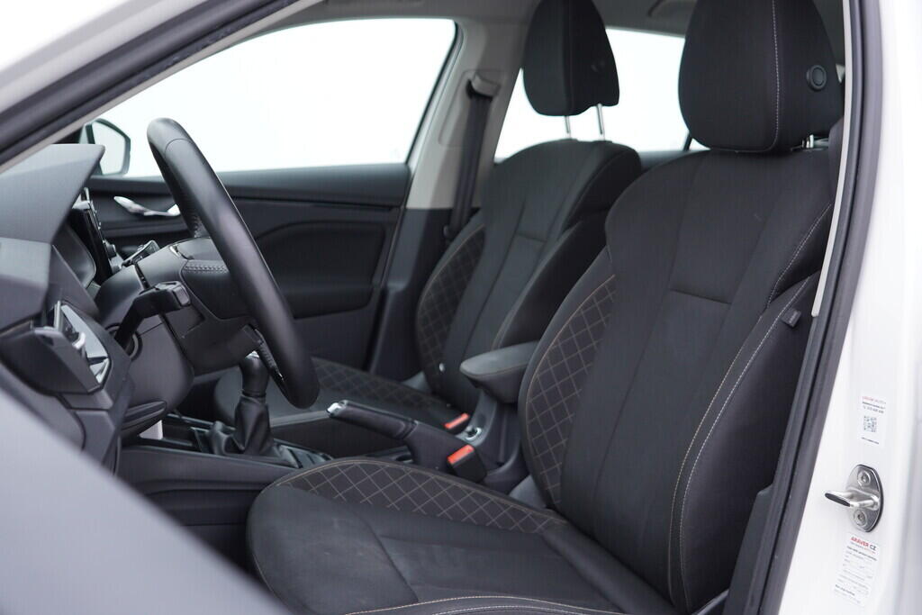 OV190V09440_21.webp_SCALA Ambition 1.5 TSI 110 kW manuál, DPH