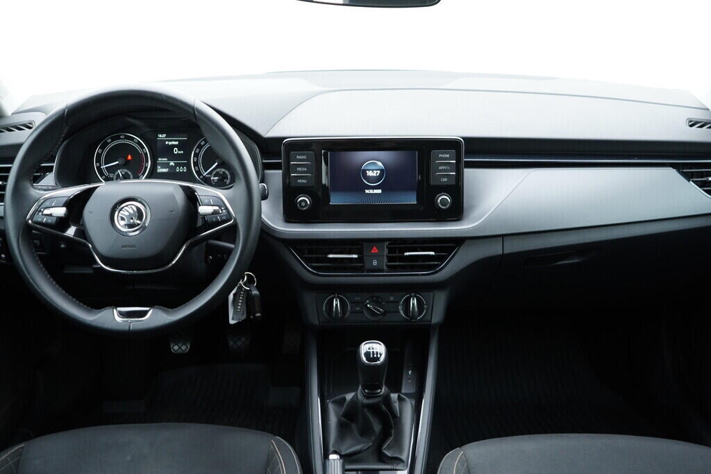 OV190V09440_32.webp_SCALA Ambition 1.5 TSI 110 kW manuál, DPH