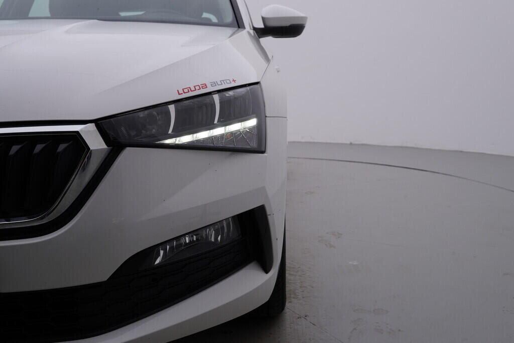 OV190V09440_41.webp_SCALA Ambition 1.5 TSI 110 kW manuál, DPH