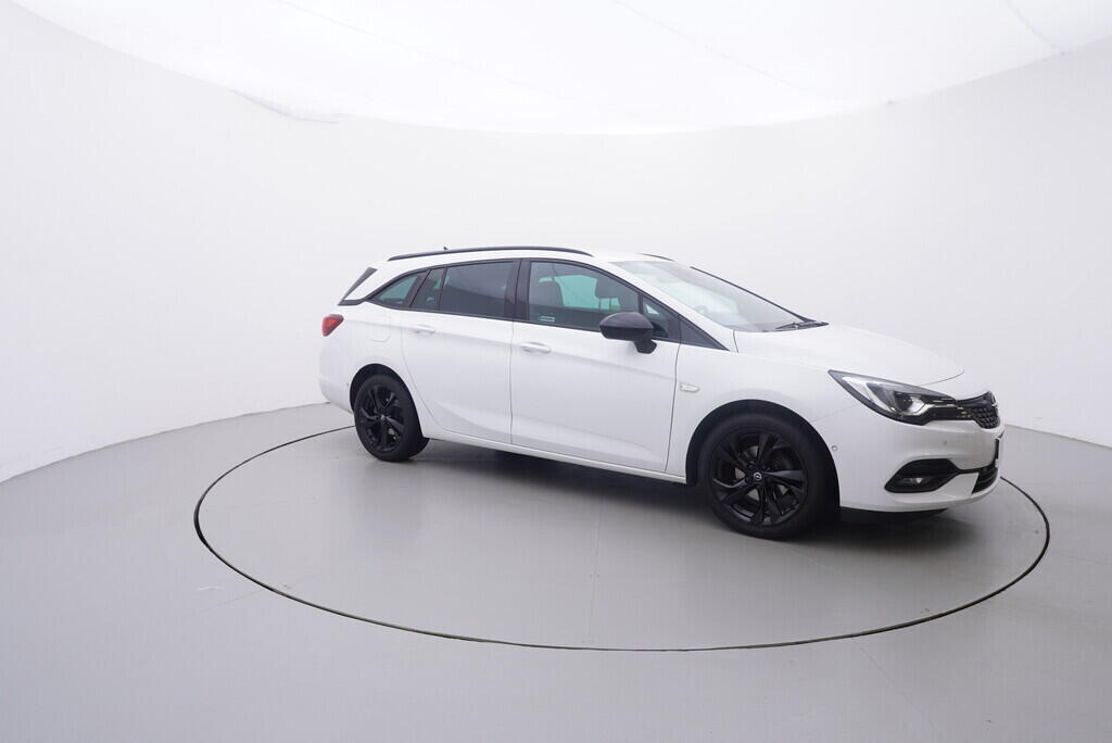 OV190V09441_16.webp_ASTRA Ultimate 1.2 LIH 107 kW manuál, DPH