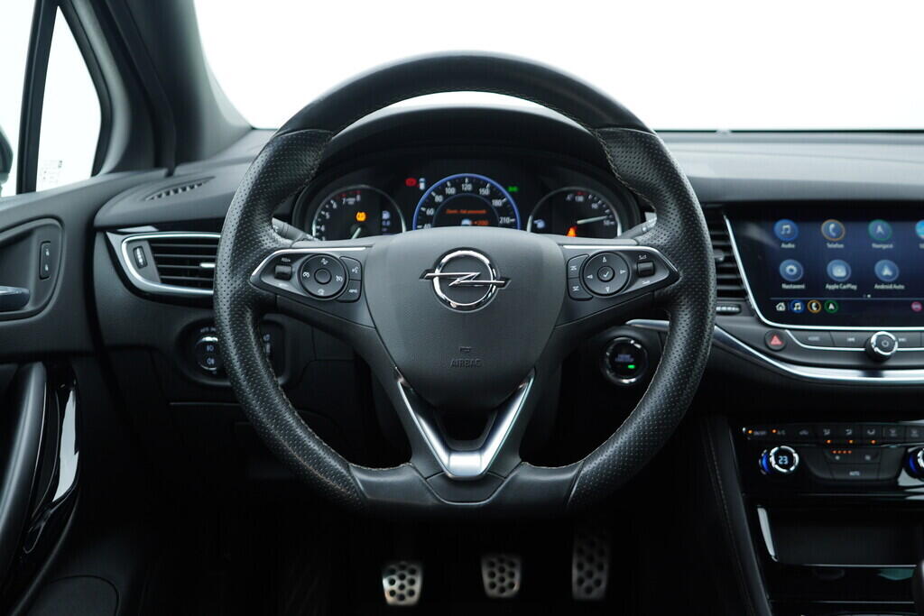 OV190V09441_27.webp_ASTRA Ultimate 1.2 LIH 107 kW manuál, DPH