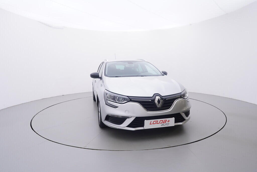 OV190V09442_17.webp_MÉGANE Limited 1.3  103 kW automat, DPH