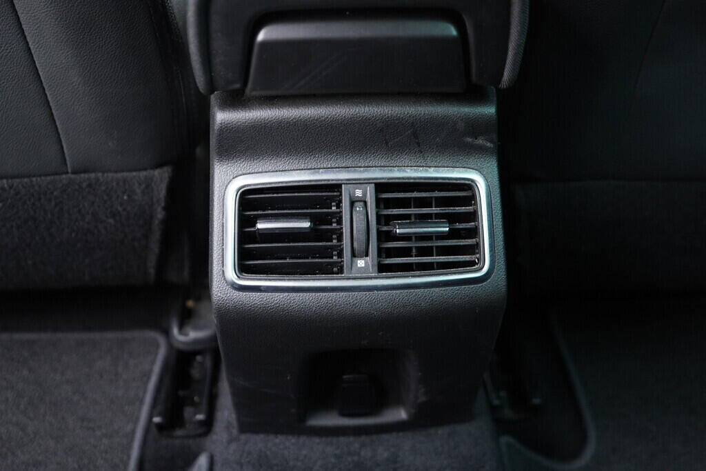 OV190V09442_35.webp_MÉGANE Limited 1.3  103 kW automat, DPH