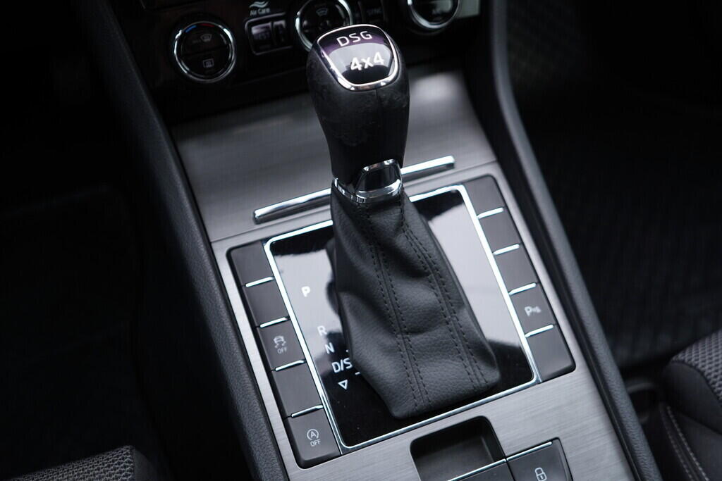 OV190V09446_35.webp_SUPERB Style 2.0 TDI 147 kW automat, DPH