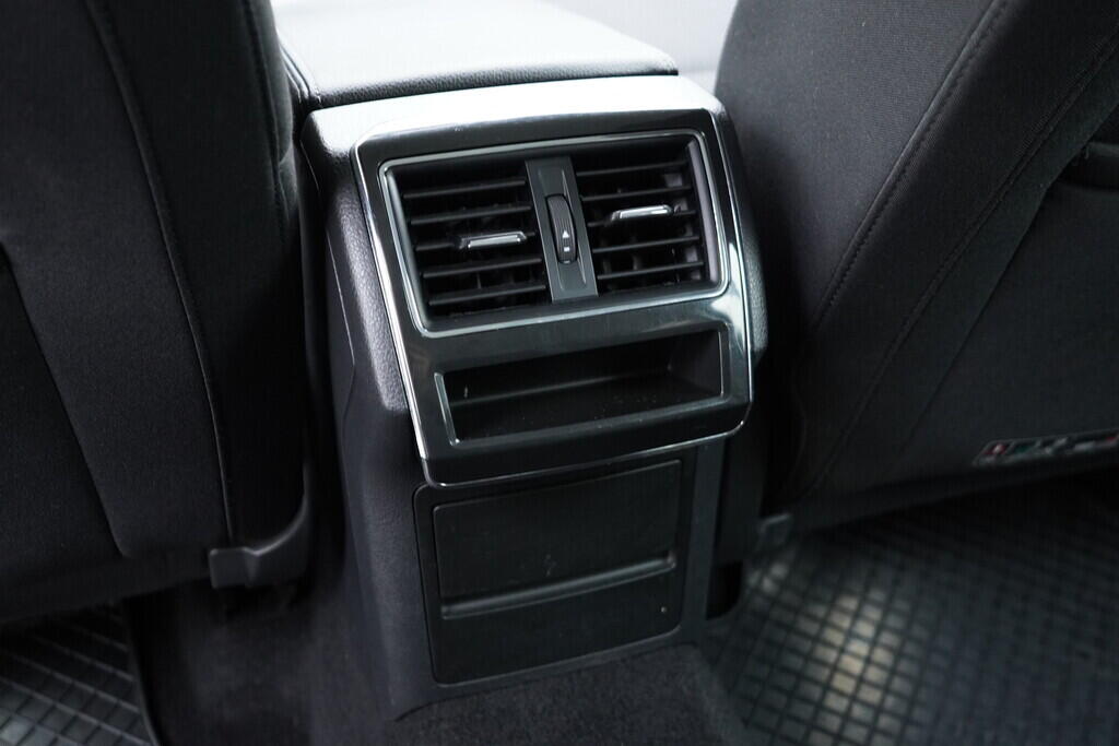 OV190V09446_38.webp_SUPERB Style 2.0 TDI 147 kW automat, DPH