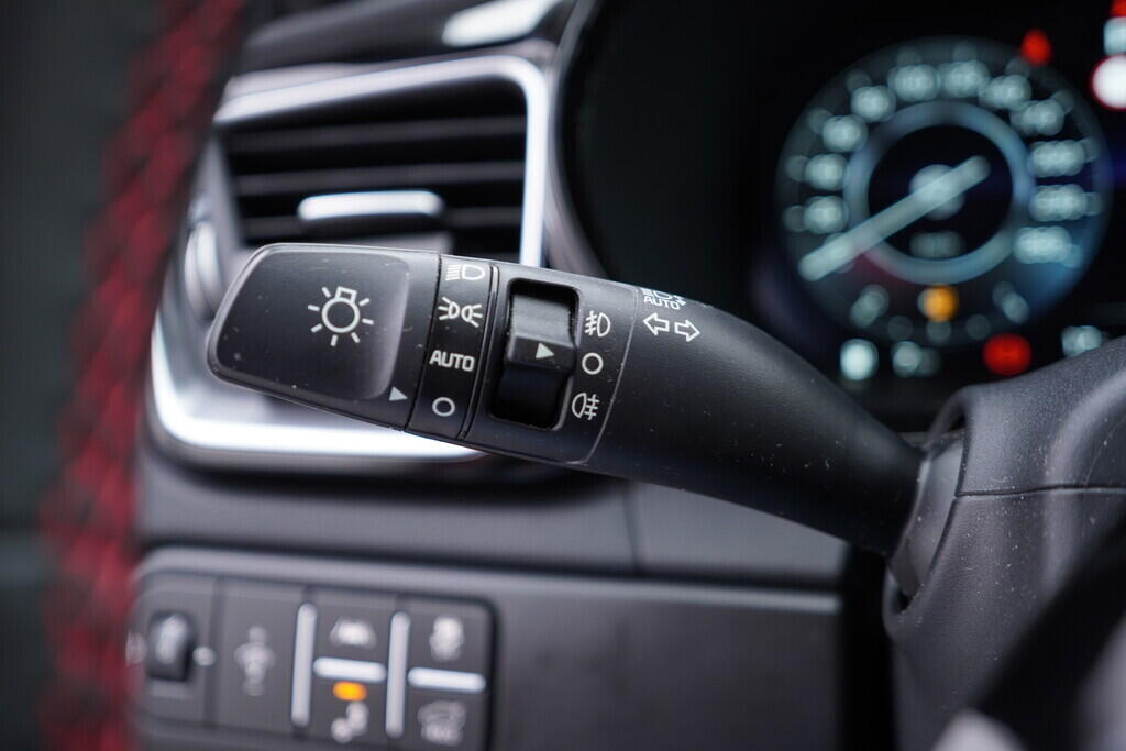 OV190V09455_26.webp_PRO_CEED GT 1.6 TGDI 150 kW automat