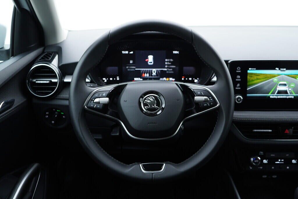 OV190V09456_26.webp_FABIA Top Selection 1.0 TSI 70 kW manuál, DPH